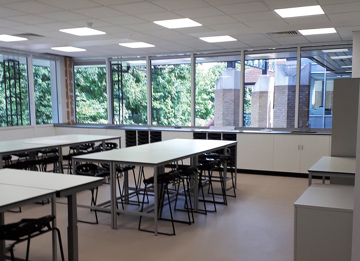 cobhamfreeschl's tweet image. Looking for a unique, personalised approach to #SixthForm to study #Alevels?  Our new, state of the art, #Sixthformcentre opens this week at Munro House.  Call now on  033 033 00237 to enrol!  #post16 #Cobham @CfsForm