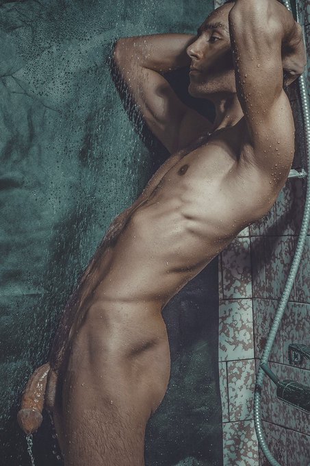 New post https://t.co/yaBRUneqgj https://t.co/RfgXaWmWqk