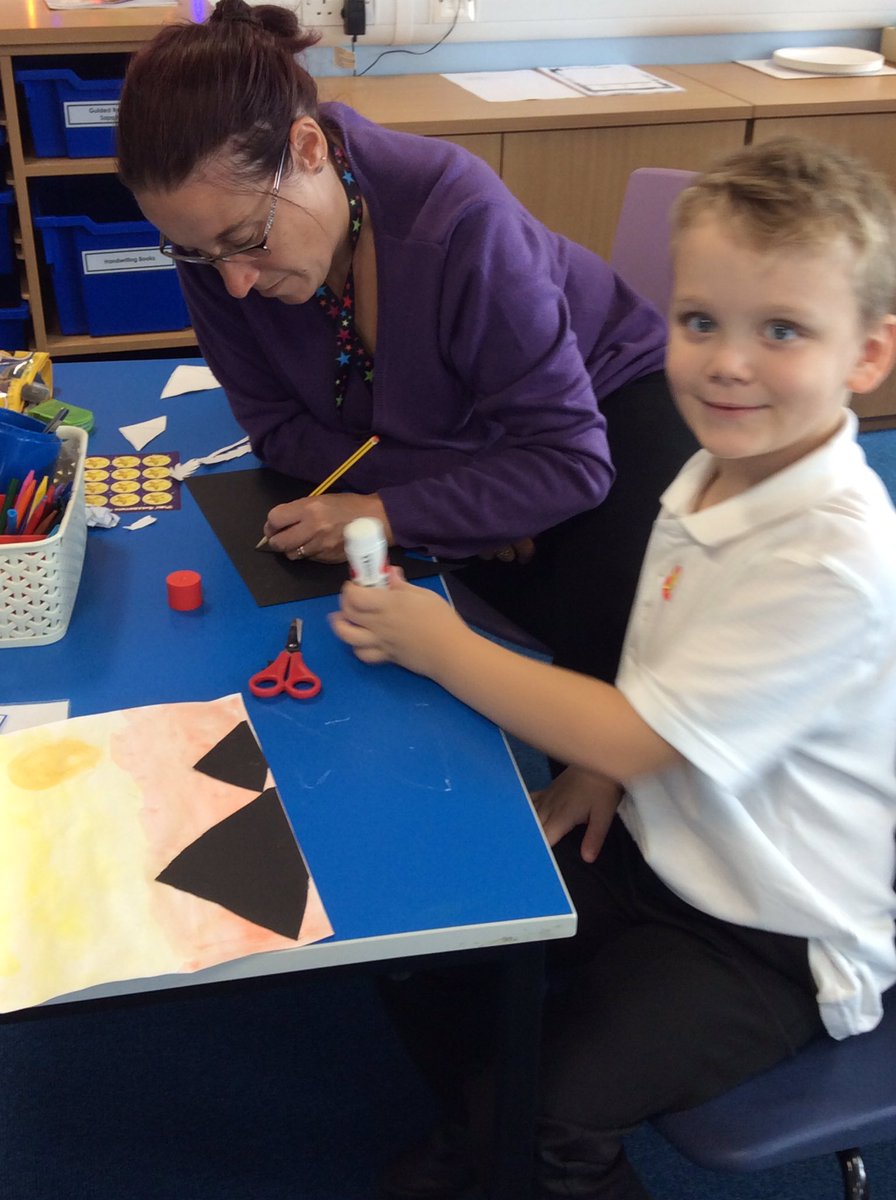 MrsLaverackMPS's tweet photo. Working hard on our ‘Egyptian Silhouettes’ #MPSTopic #AncientEgypt #Art https://t.co/CPRPQFxkCe