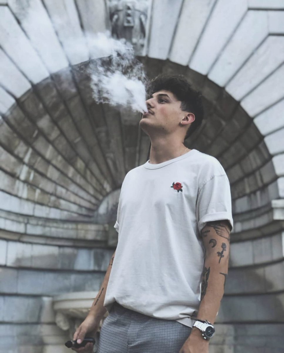 raphaellzro's tweet image. Petit retour sur Twitter la famille