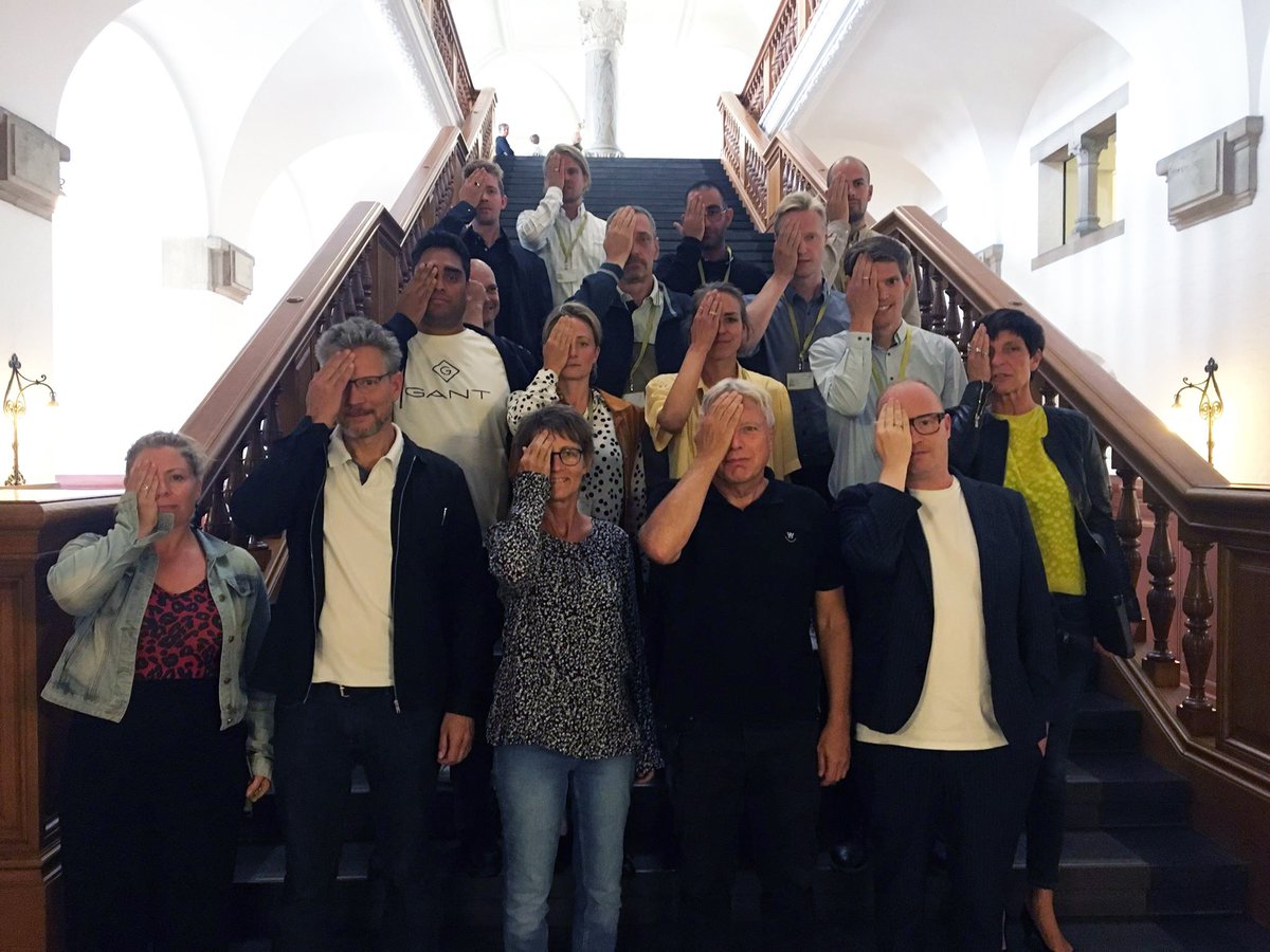 Uffe Elbæk tweet media