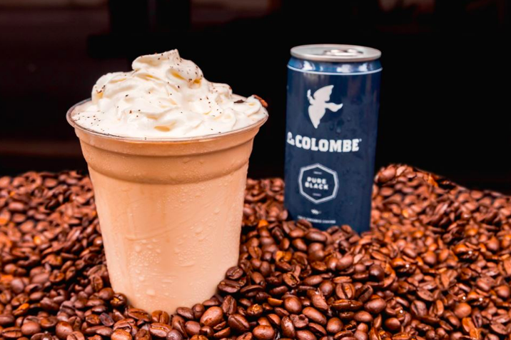 AtriumMall's tweet photo. #Tuesday2For
The @MBurgerChicago Shake of the Month is both coffee and shake. Come get your La Colombe Coffee Roasters Cold Brew Shake today!
#atrium #thompsoncenter #chicago https://t.co/dMnOpU9Eob