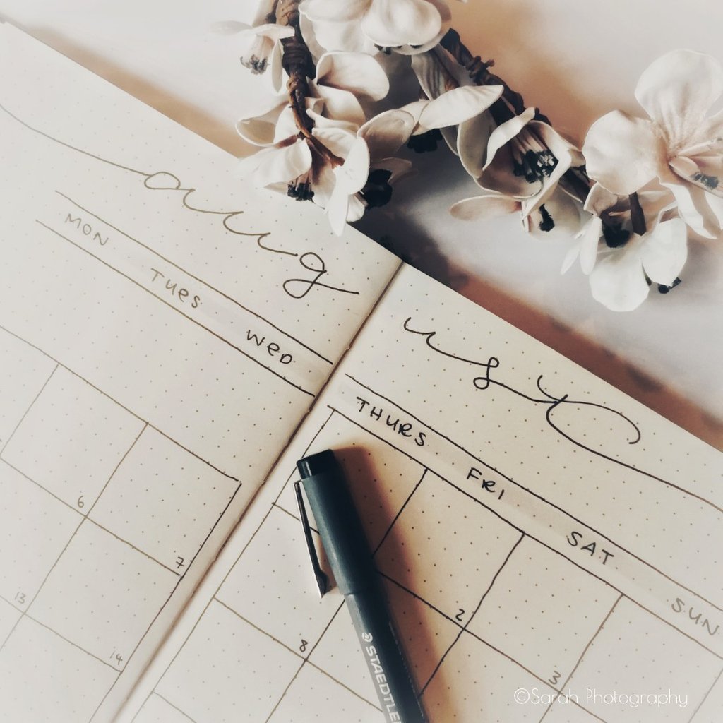 sarah_ebel's tweet photo. My august monthly spread...

#bulletjournal #bujo #planner https://t.co/qodECkaRtW
