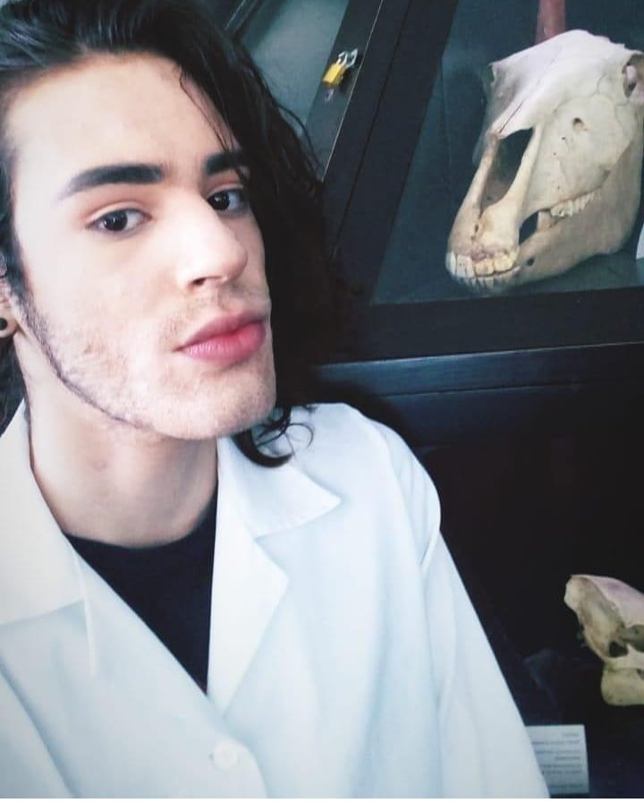 heythiagobitch's tweet photo. #bioday 
#biologyforlove https://t.co/ltrp3azH0k