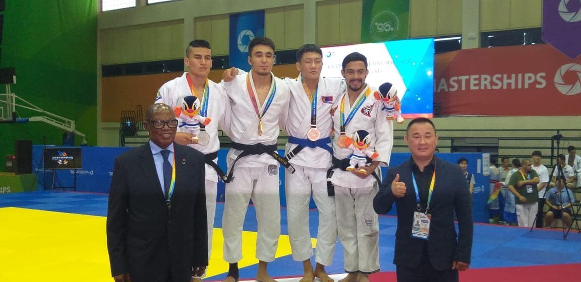 imrdsoacha's tweet photo. #SoachaCampeona🇵🇱🏅

El #IMRDS felicita al deportista de Soacha Jeisson Mora, quien obtuvo medalla de bronce🥉, en los World Martial Arts Masterships Chungju 2019🥋en Corea del Sur.

Colombia cierra su participación con 5️⃣ medallas, dos🥇, dos🥈 y la🥉obtenida por el soachuno. https://t.co/iNe1FU22D9