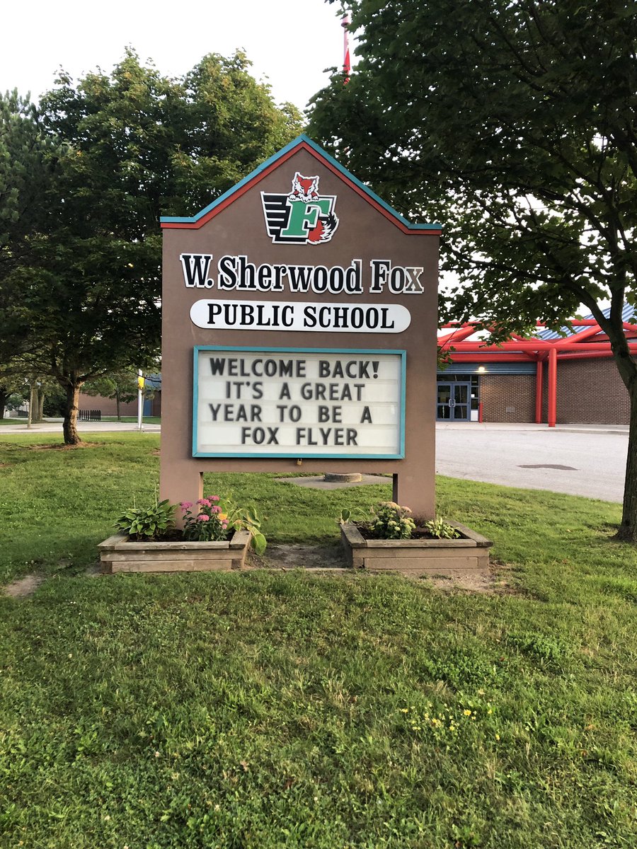 RCNowell tweet media