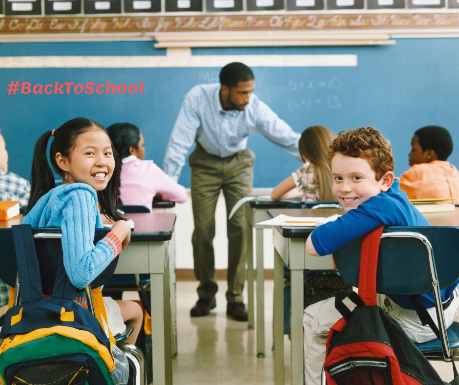 ImmigrationWR's tweet photo. Happy #BackToSchool to all newcomer and international students in #WRAwesome! Enjoy #school this year and don't forget to @ExploreWR https://t.co/aDWORapEOO