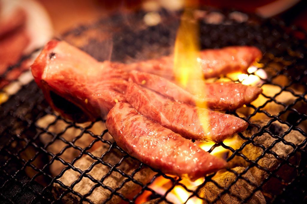 食べログ Tabelog على تويتر 食べログマガジン 肉バカ こと小池克臣が太鼓判 ロックな焼肉店とは 本とさや 焼肉 ホルモン 和牛 Wagyu 浅草 浅草グルメ T Co Pvdg73vwub