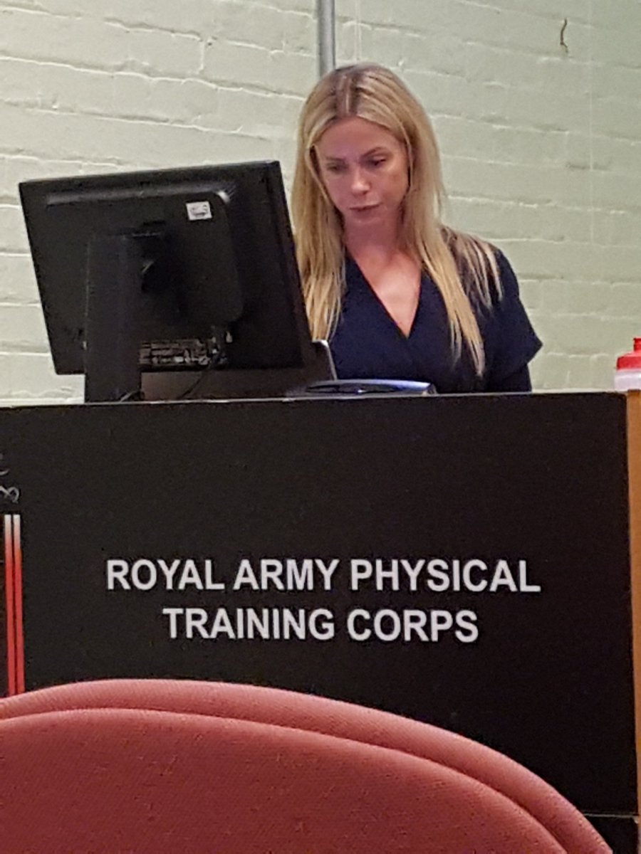 ArmySportASCB's tweet photo. Lots of fantastic information on nutrition and performance from the Aldershot @TalentedAthlete Hub dietician and nutritionist  @RachelAnneHobbs #nutrition #sportsnutrition #BritishArmySport https://t.co/3RwSjNWYMa