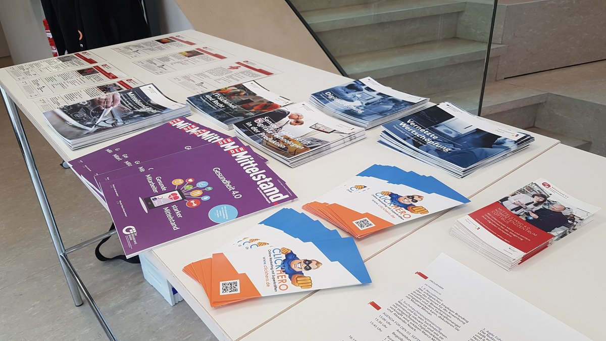 CLICKHEROS's tweet image. Gleich geht&apos;s los... #digitaltag #hnee #mittelstand40 #seo