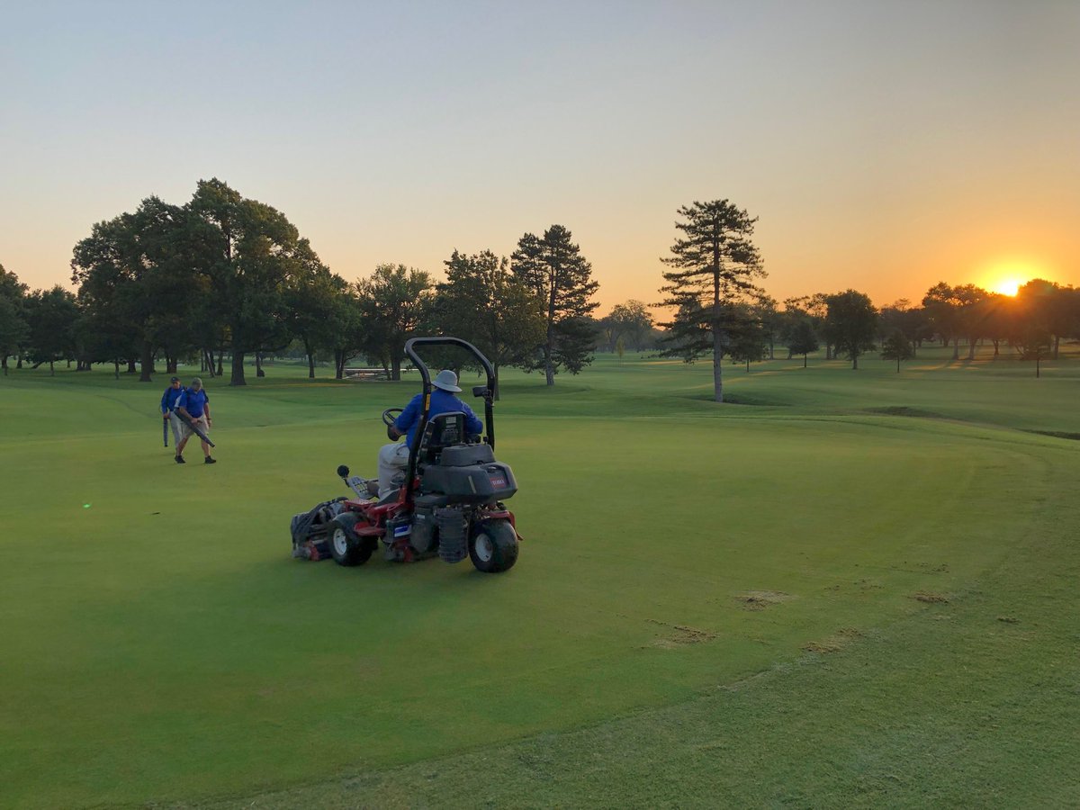 CRgreenside's tweet photo. Verticut unit leading the train today. -.120” removing a lot of material.
#ThatchManagement #WCC https://t.co/7KTm39KkIs