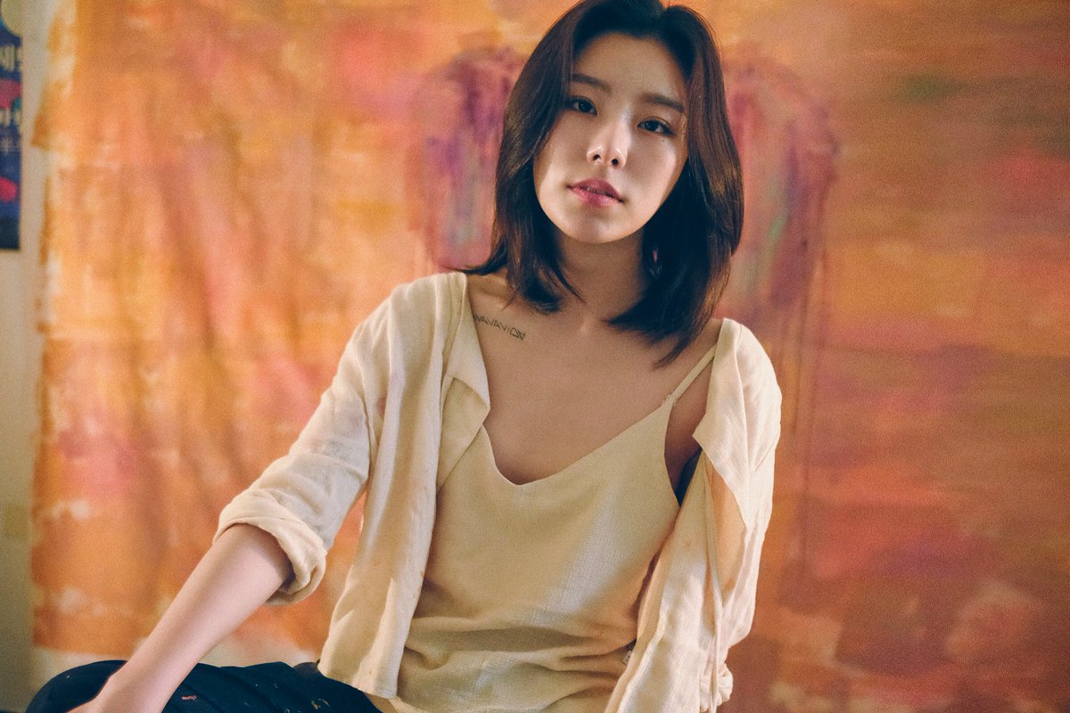 kulsst's tweet photo. Sorry not sorry, but this beauty has taken over 💜
#WHEEIN #LetsBreakUp #Goodbye #SOAR #LessThanADay https://t.co/fn2MT10ZxC