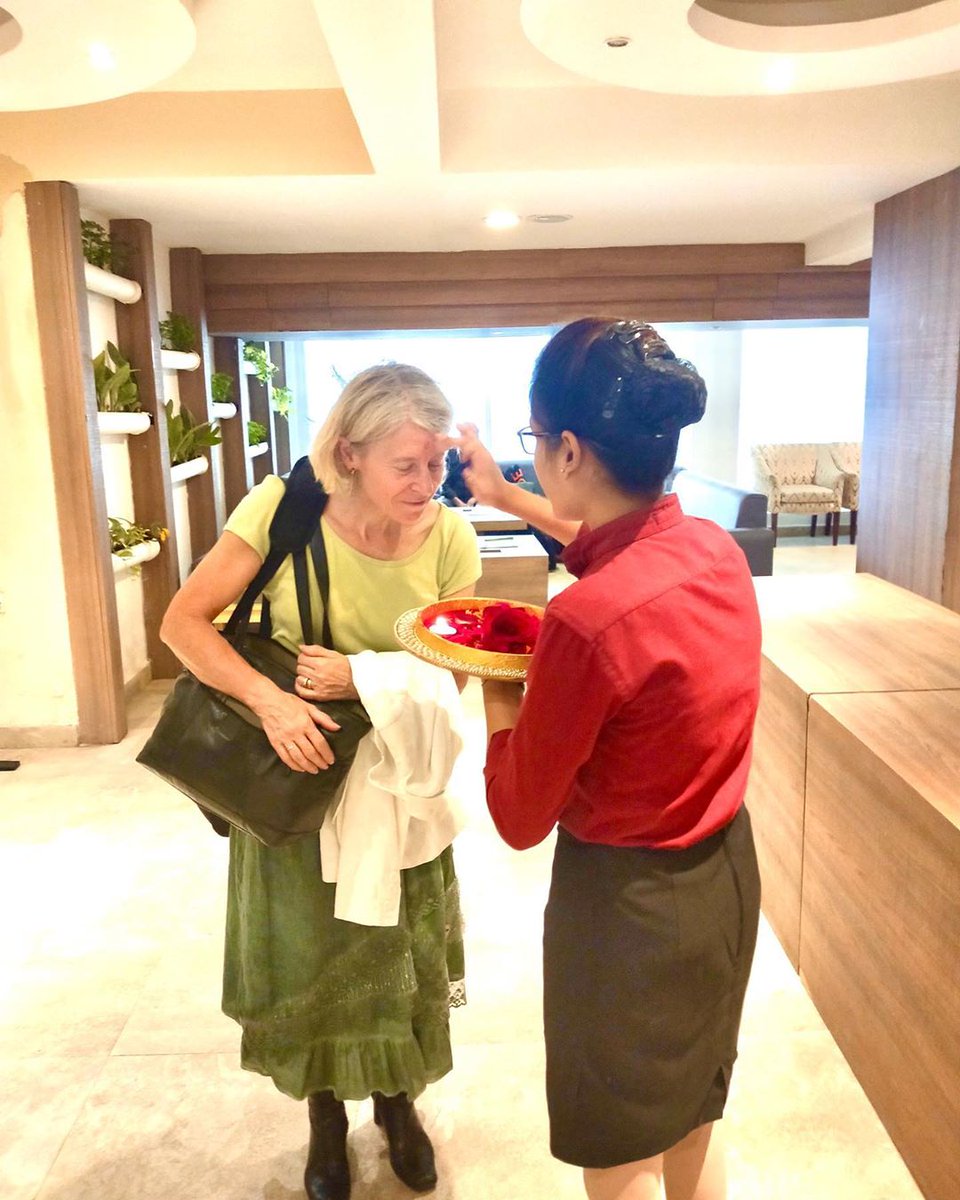 hi_local's tweet photo. In the amidst of busy schedules, jam packed sessions of guests who attended the 19th Basic Income Congress, Local Hi did its best to pamper the guests post the conference-we had a specially curated dinner for all our guests.
#livelikealocal #paylikealocal #localhi #localcuisine https://t.co/pVeQvOjKTi