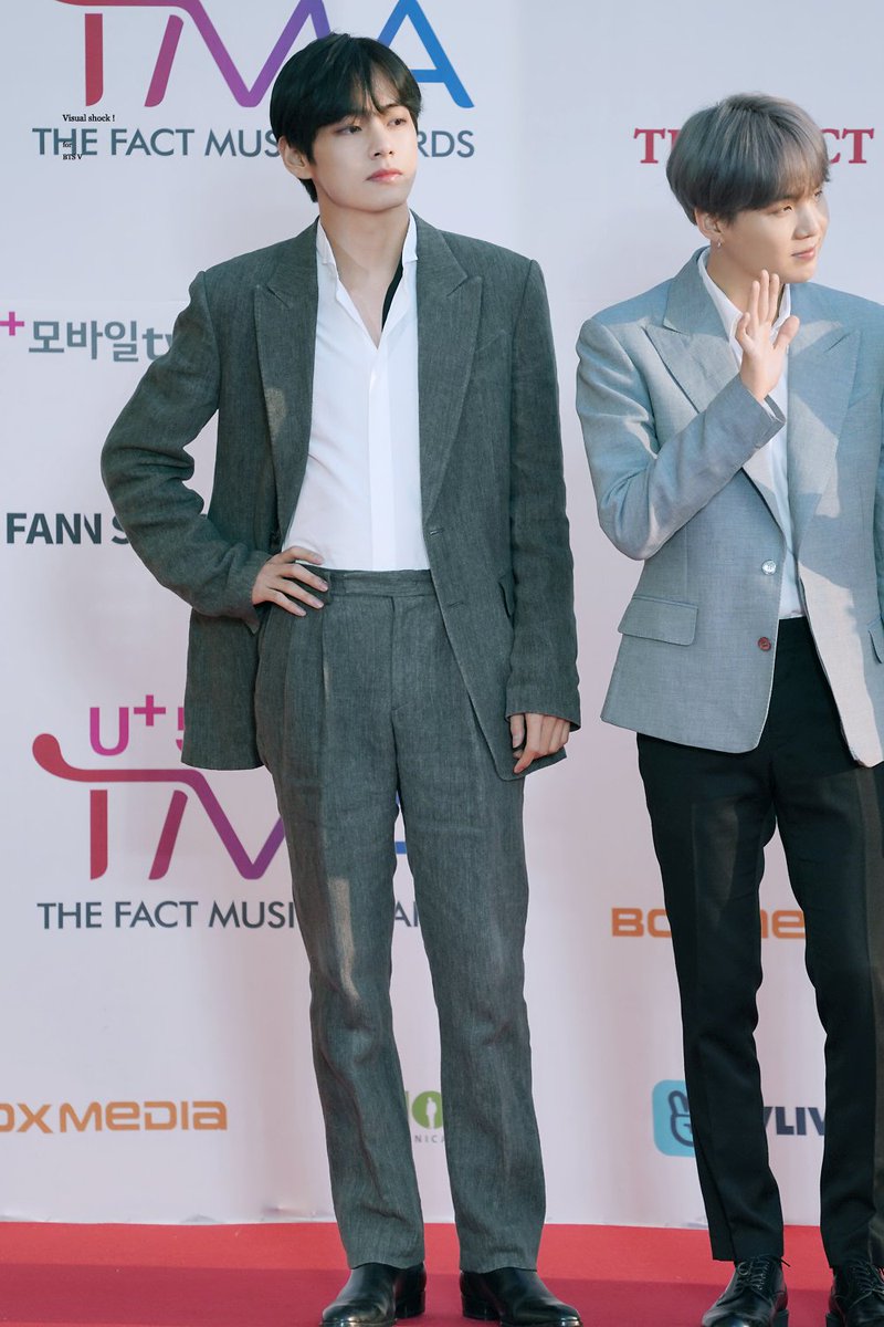비주얼쇼크:VS tweet media
