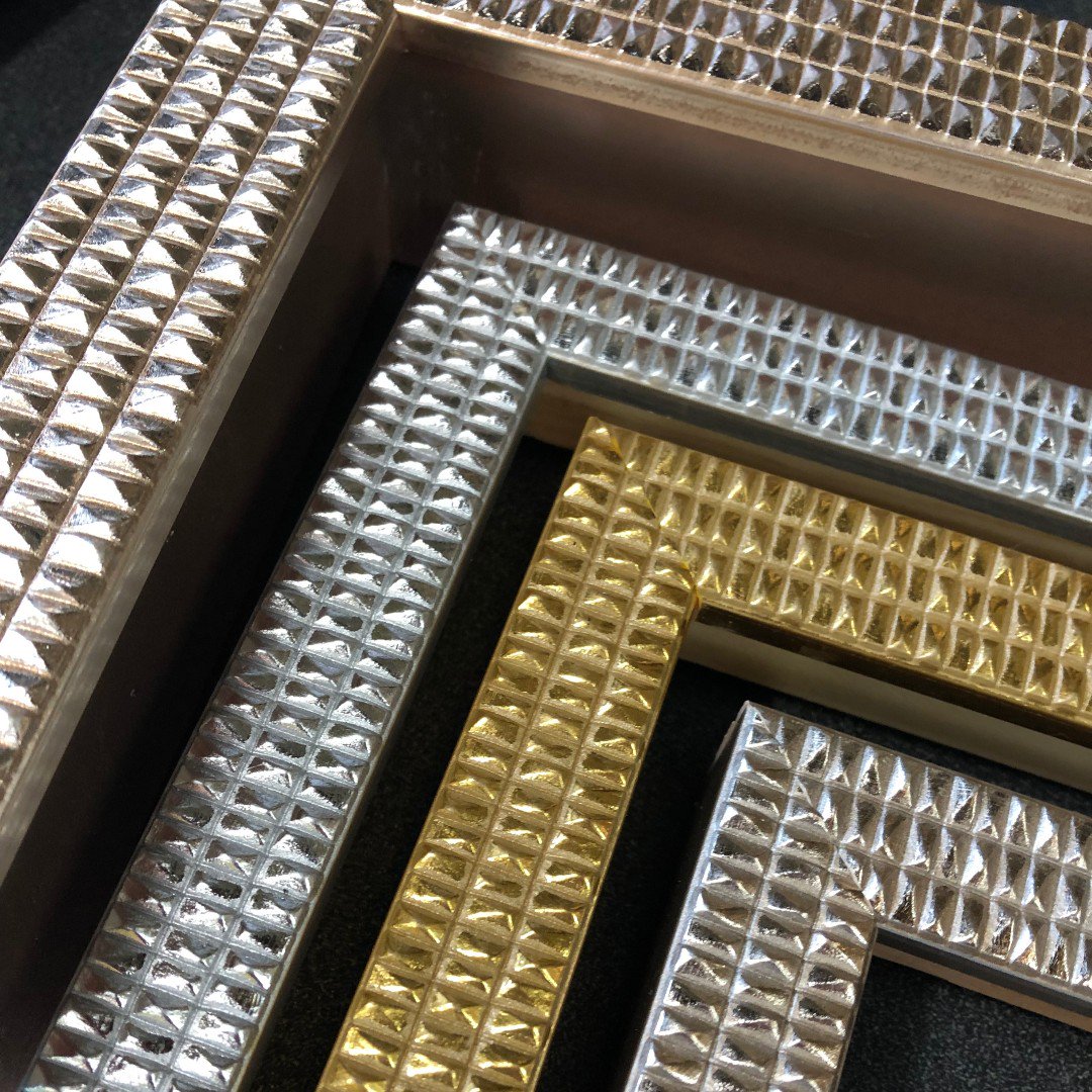 Grapheteria's tweet photo. New collection!! Romaone Vintage. 
#grapheteria #custompictureframing #luxuryframing #art #design #frameit #lovewhatyoudo #style https://t.co/VSzrwc5MAw