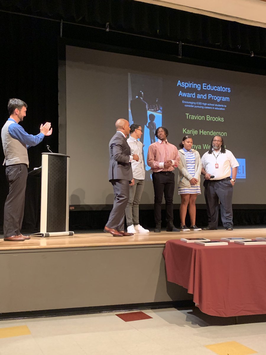IthacaNYSchools's tweet image. Congratulations, Travion, Karije, and Kenya - the first students selected to the Aspiring Educators Award Program! @IthacaPEI