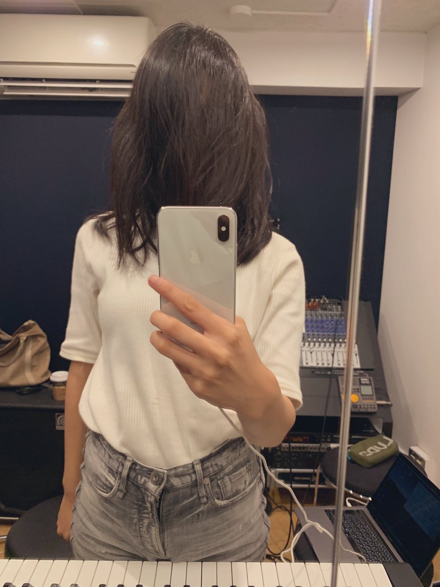 LeeAyur's tweet photo. 髪伸びたなぁって思う。 https://t.co/QjLTyLEA2q