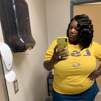 Sassyblack_3's tweet photo. #NewProfilePic https://t.co/ke3L7BWSci