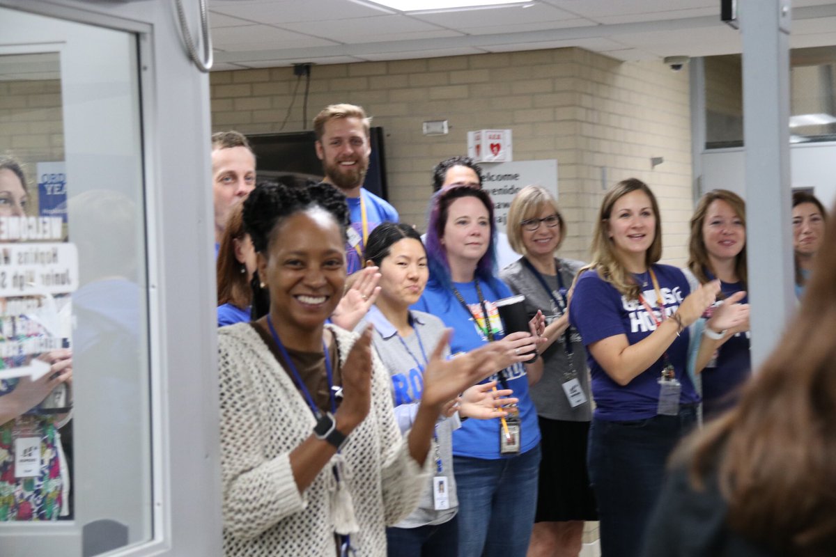 Hopkins270's tweet photo. Students @HopkinsWJH were welcomed into the building by these smiling faces this morning! #HPSFirstDay https://t.co/2b77weZmbF