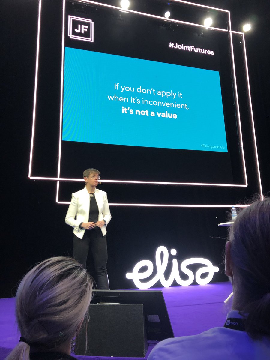 AnnikaHerrgrd's tweet image. @kimgoodwin about company values @jointfutures: If you don’t apply it when it’s inconvenient, it’s not a value. #designprinciples #valuemetrics  #JointFutures
