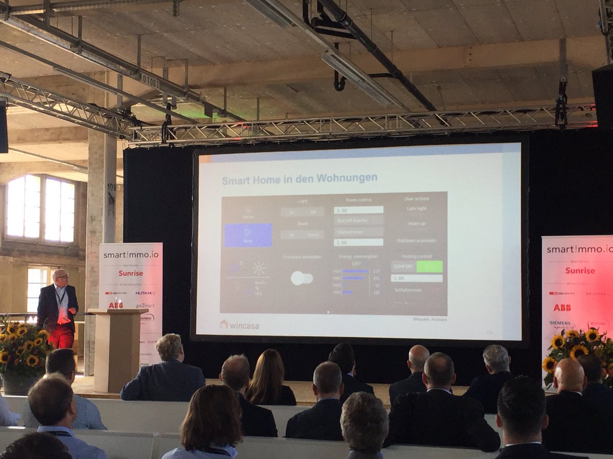 smartimmo_io's tweet photo. Maurizio Mancinone, #Wincasa erklärt am Beispiel des Projektes #Vulcano in Zürich, wie #SmartHome umgesetzt werden kann. Die Interaktion erfolgt über eine Mieter-App.
#smartimmo2019 #IoT https://t.co/nBRmDAj9cq