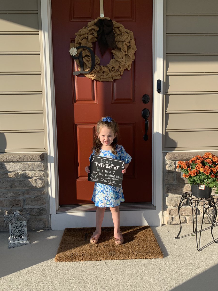 LaurenMcDavis's tweet photo. First day of preschool 2 for Paige Davis! #fox29backtoschool https://t.co/NPWKDoroLt