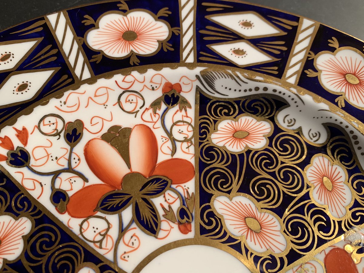 AntiquesHart's tweet photo. Royal Crown Derby Plate 2451 Imari 1919
For sale. https://t.co/IwxnCXgNzP