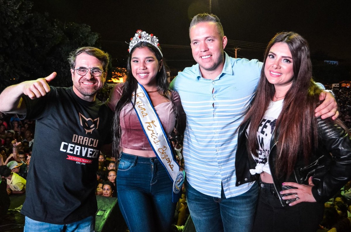Felicidades para nuestro querido gobernador <a href="/rafaellacava10/">Rafael Lacava</a> hoy en este día tan especial, solo le pido a Dios que le de mucha salud para que continúe con este arduo y excelente trabajo que lleva en el Estado Carabobo. 

#FelizCumpleLacava 🦇🥳🎂