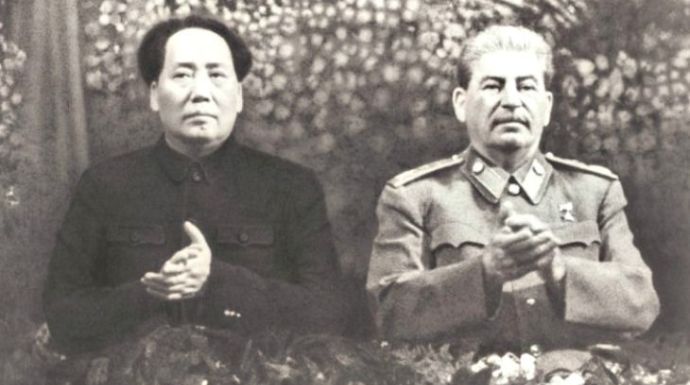  OSCURA REALIDAD vs LEYENDA NEGRALa Revolución Cultural de 1966 de Mao. En su «Libro Rojo» marcaba el camino para eliminar a los opositores.  https://www.larazon.es/cultura/el-libro-que-aun-averguenza-a-china-JG13734409#.Ttt19bhXJI0kUUd51 años de Mao, el genocida que provocó canibalismo. https://www.esdiario.com/878938176/51-anos-de-Mao-el-genocida-que-provoco-canibalismo.html