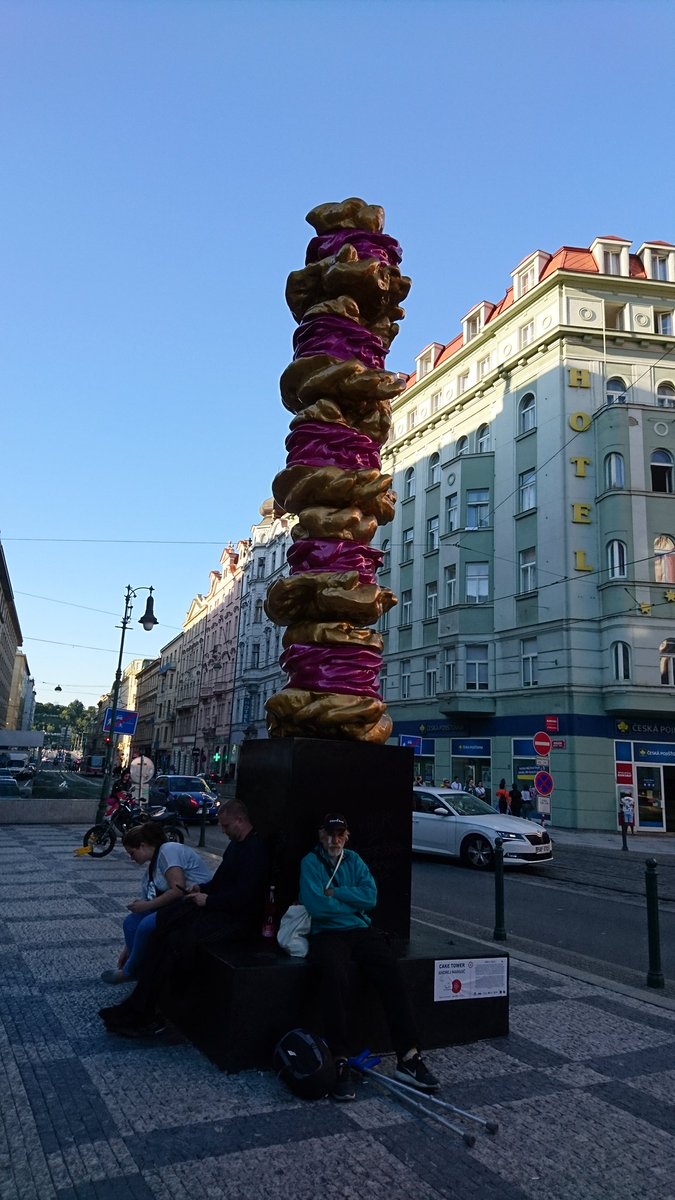 SummerSchoolPrg's tweet photo. Prague is full of modern arts. 
We are going to discover passions of yong talents through interviews:)
#sparkplugs #youngtalents #arts https://t.co/glmVg0Fi0v