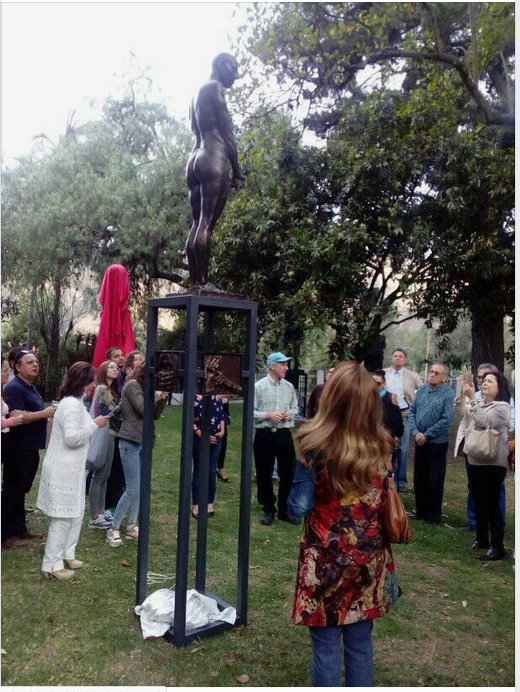 Mi exhibicion en Quinto Huasipungo en Guapulo hasta 8 de Septiembre: El Monumento Nadie Pidio'