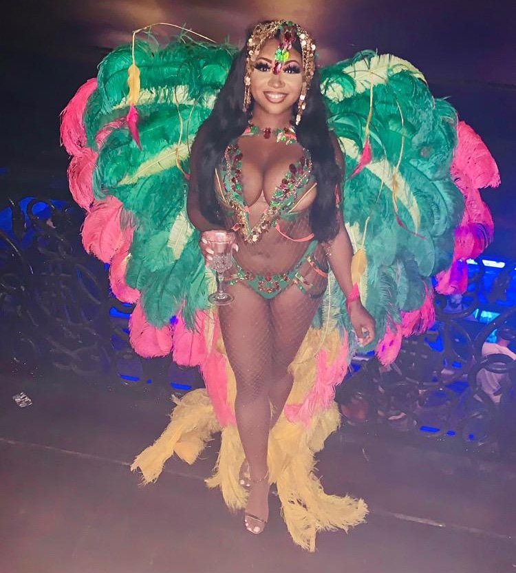 PYSCarnival's tweet photo. There is something about this colour combo that we ❤
.
🧚🏿‍♀️@ monmon_89x
Designer - @pyscarnival 
Section - Bartica Guyana 2019
.
#NottinghillCarnival #jamaica #london #carnival #pysmade #2019 #summer #preparty #laborday #nights https://t.co/TJ04YM3cQo