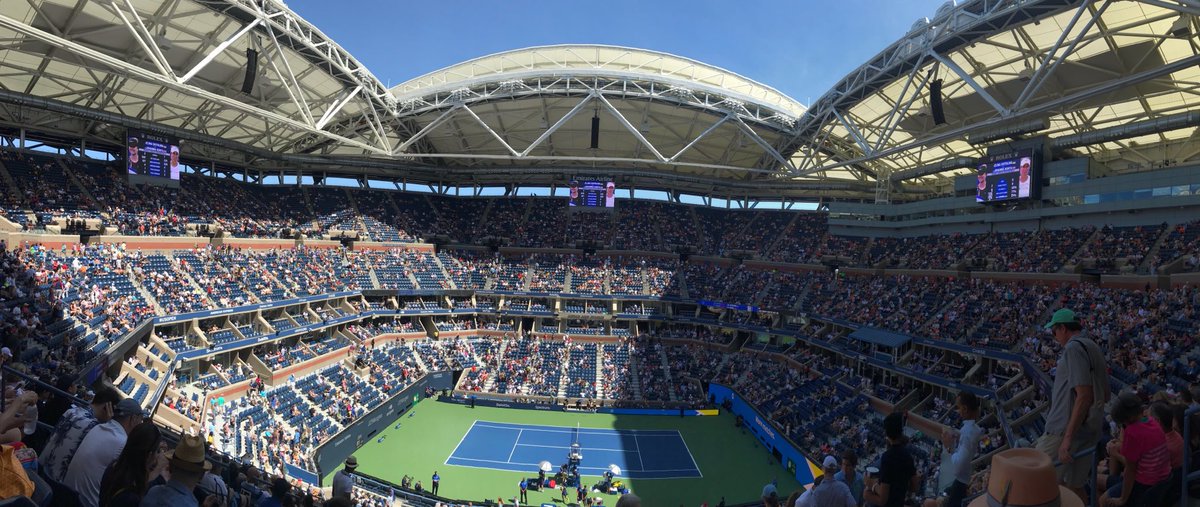 ClaireGaillard2's tweet photo. Quand tes vacances te mènent à l’⁦@usopen⁩ 🇺🇸😍 #1stime #newyorkcity https://t.co/0M5MQv7ACA