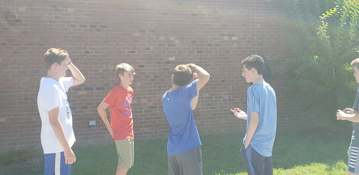 RyanPhilipp22's tweet photo. It used to be a huge challenge to collect video projects from multiple file formats and devices,  but Flipgrid allows everything to automatically be compiled in one format in one place.   Here's Coach Douglas's class filming PSA's for Health class using flipgrid  #cheathammagic https://t.co/RFdde9eJhl