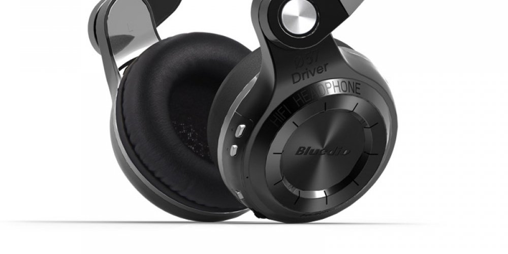BstWirelessMart's tweet photo. Original Wireless Bluetooth Headphones with Microphone #ActivityTrackers #Chargers #Earphones #Headphones #Smartwatches #Speakers https://t.co/4sv3XLl5vq