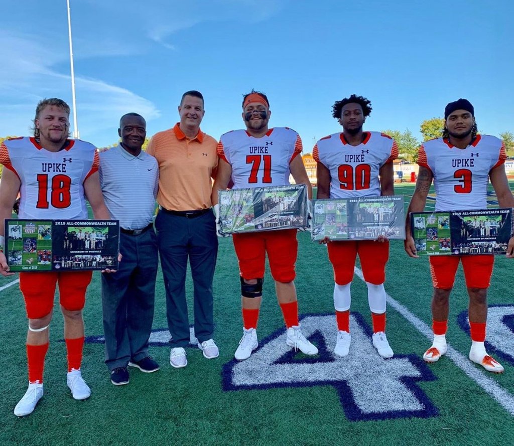 nflkyhof's tweet photo. #KYProFootballHOF Congratulates:
🏈Chase Richardson | #ChaseRichardson
🏈Brandon Gibson | #BrandonGibson 
🏈Willie McCloud |  #WillieMcCloud
🏈Bowen Smith | #BowenSmith
 #AllCommonwealthTeam  #PikevilleFootball #UPikeBears #PikevilleUniversity #KentuckyProud https://t.co/iOtrZgERAe