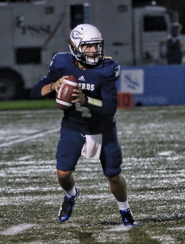 dzuskind's tweet photo. Looking forward to watching you lead the T-Birds this season @ubctbirds @yanny_15 https://t.co/Iw9OBLJcIV