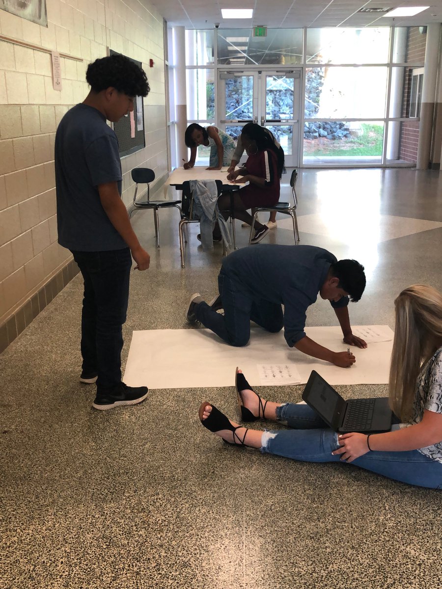 WalkertownHigh's tweet photo. WHS students exploring various body systems in @KaylaKay0217 's Anatomy class. @WSFCS_Science https://t.co/oCD0Rhv8Zy