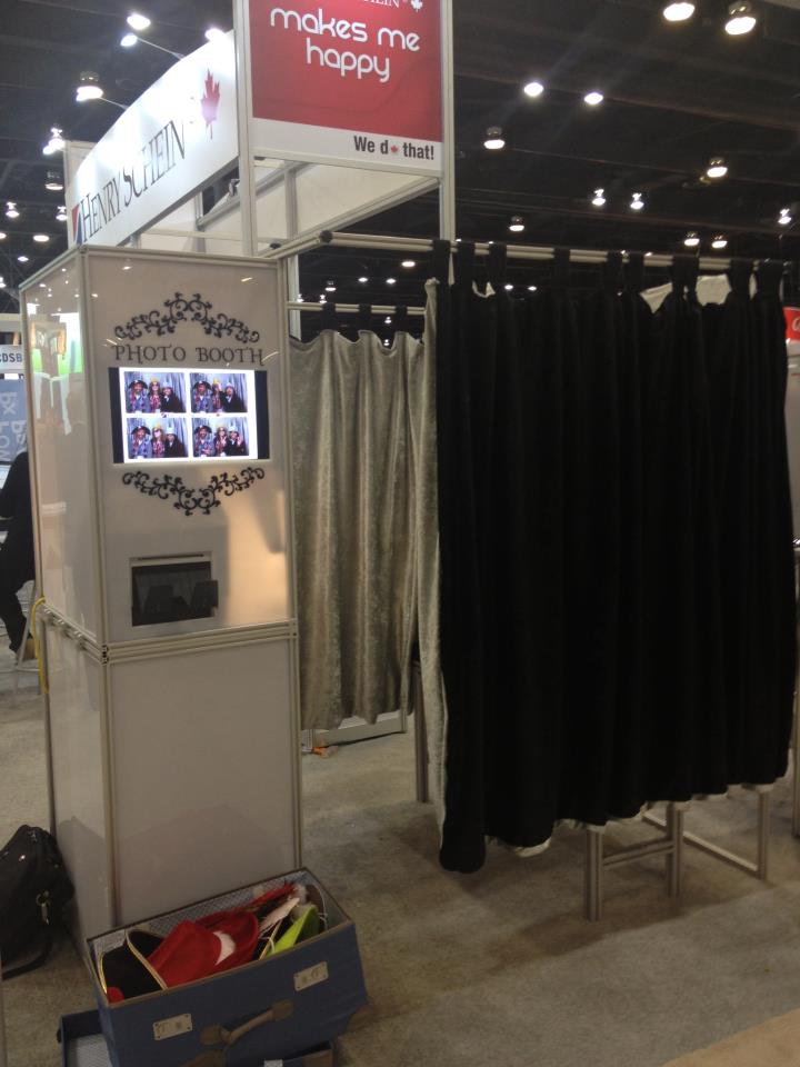 function_fun's tweet image. Make sure that you #stayaheadofthecurve by #following us across all our #socialmedia channels and get all the #latestupdates as they happen! Give Us A Call at # (778) 767-5909 today! #BirthdayPhotoBooth #PropPhotoBooth #EventPhotoBooth #BurnabyV5A3Z1 bit.ly/2RiHHG8