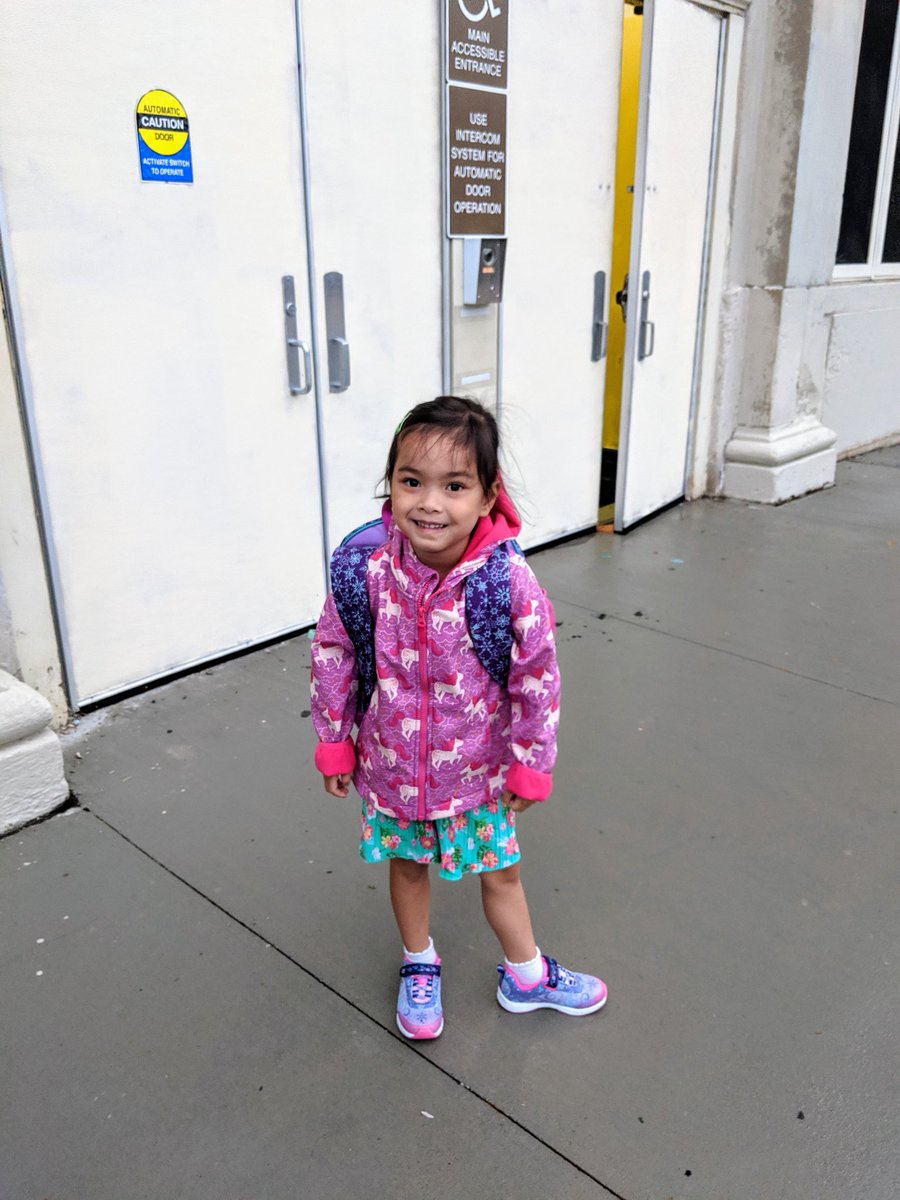 AlwaysChicago's tweet photo. First day of Kindergarten! #biggirl #loveher #oathorpfirstday2019-20 https://t.co/IuY7mCt7ud