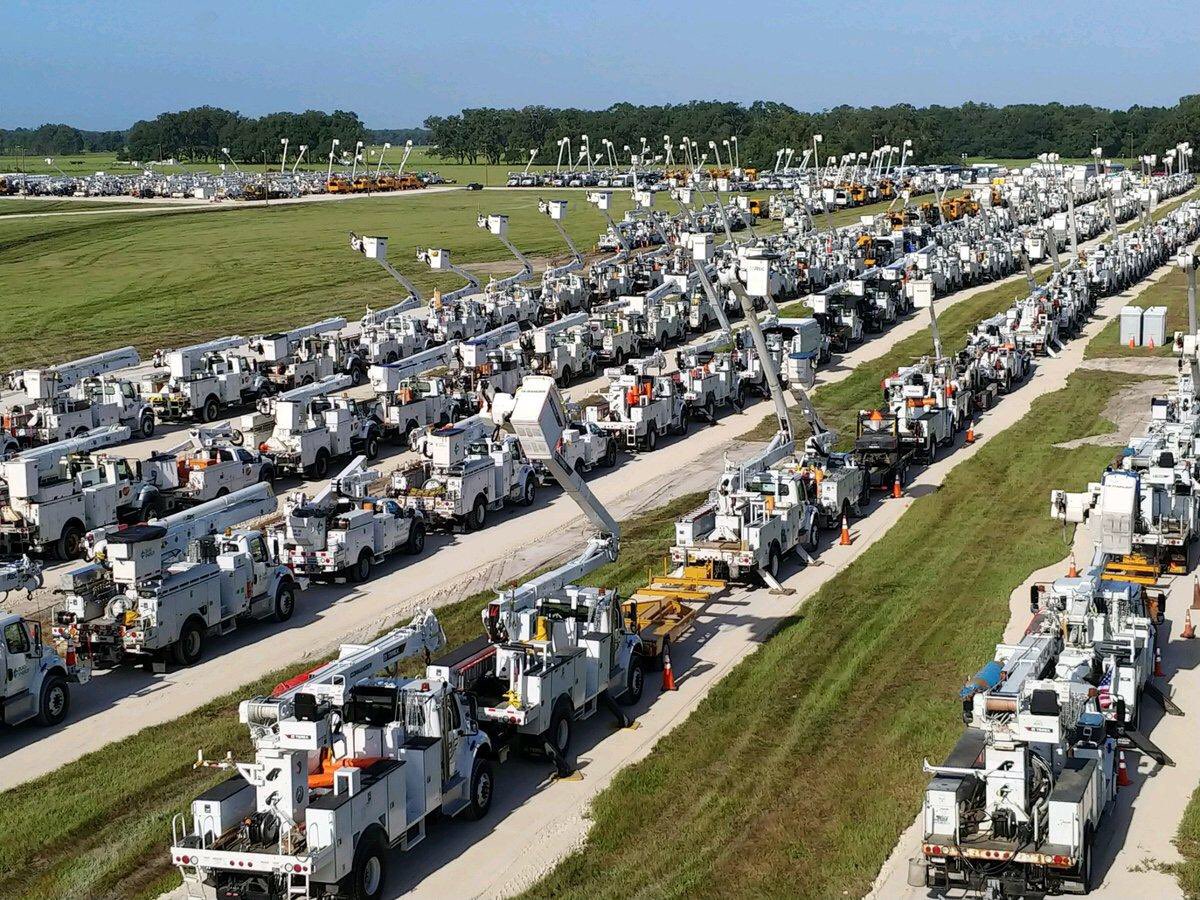 FriedRide's tweet photo. Thousands of Florida Power and Light bucket and line trucks are ready to respond to Hurricane Dorian.  All of them are running on biodiesel.  #biodiesel,#FloridaPower &amp;Light,#HurricaneDorain https://t.co/Jw64lG5dLQ