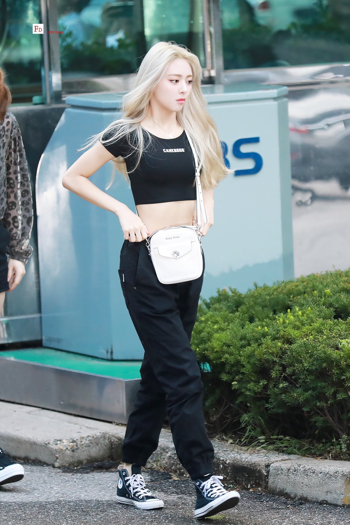 itzy pics ar Twitter: “Yuna ♡ 190830 ➫ music bank look ✧・ﾟ #Itzy #있지 ⥂ #yuna… ”