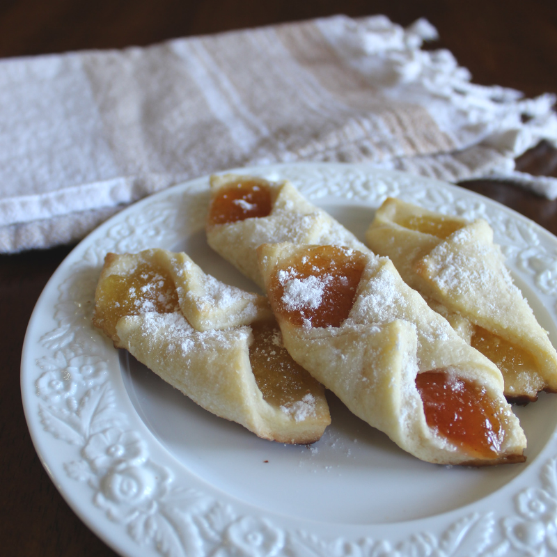 SecondSeasonTRL's tweet photo. What do your travels inspire? My recent trip to @visitwdstkga had me craving my grandma's Kolaczki!
Check out my Farmer’s Market Recipe for Peach Cobbler Kolaczki on @ruralmoms today:
https://t.co/Xv8u51vzoq
#acityunexpected #travelpartner #tmsdekalb https://t.co/MG1DMiCIE8