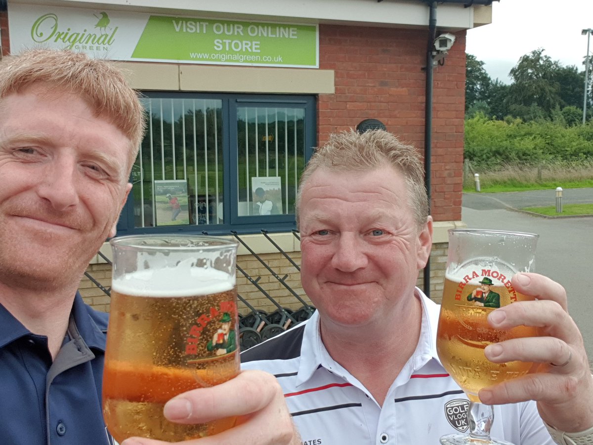 Cheers🍻🍻 fantastic day with @wayneco64474125 brilliant to play with a new Golfmate, 8&7 win for Foz, get in👍🏻👍🏻😎⛳🏌️