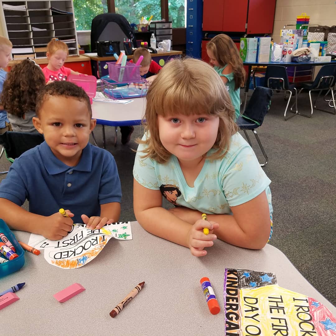 SunnysideDCPS's tweet photo. Welcome back! #Day1DCPS https://t.co/HNSKeBPf7v