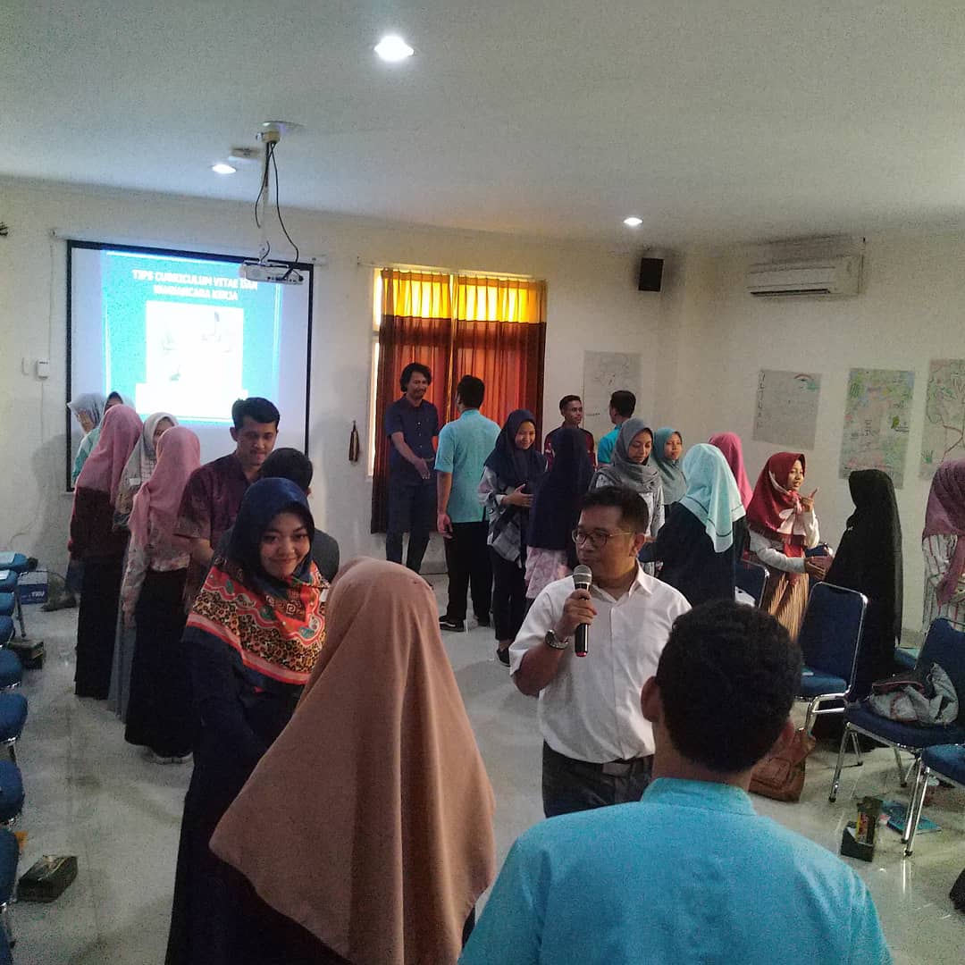 UnimusC's tweet image. Soft Skill Siap Kerja #Unimus #dijent_belmawa #kemristekdikti