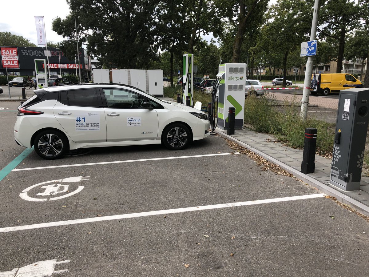 My_Leaf's tweet photo. Maar de goede gps leid me naar de nieuwe plek :) #nlcharge @AllegoCharging https://t.co/wy0CdPqEqZ