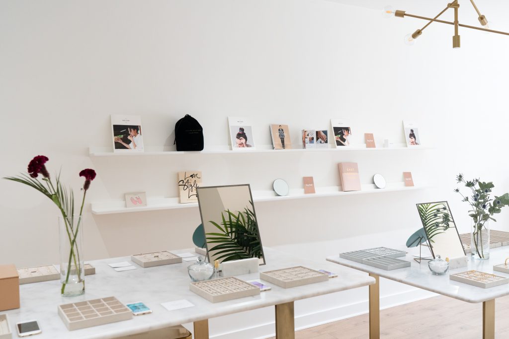 Kelly Stewart tweet media