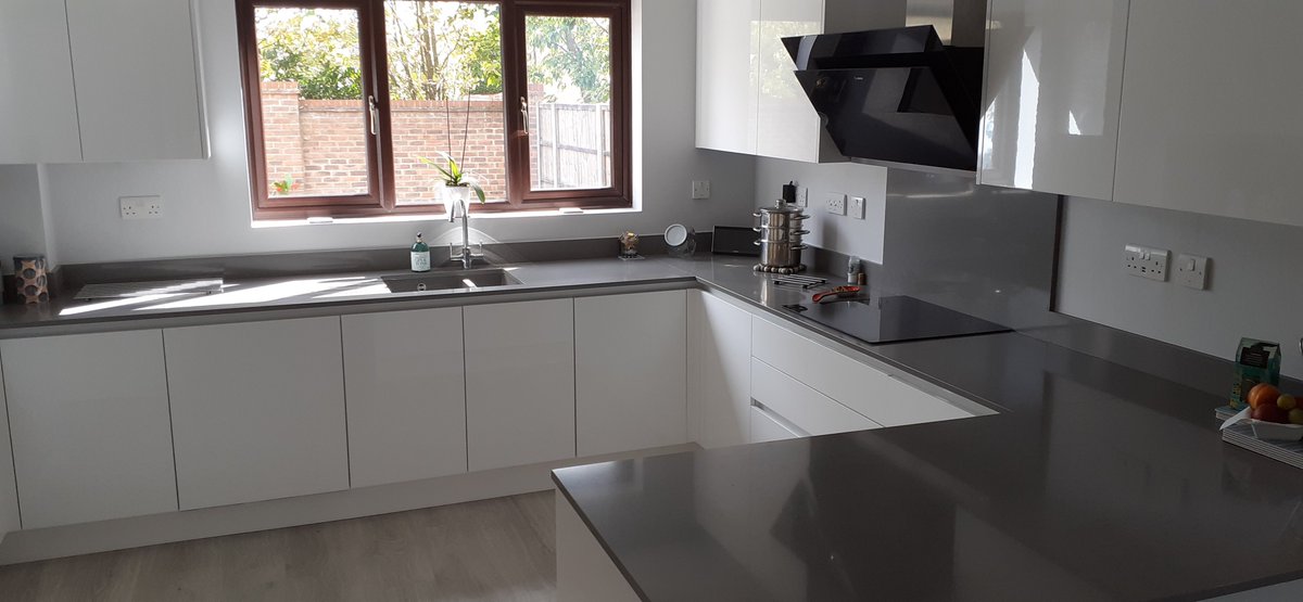 Trend Profile Gloss White kitchen with Silestone tops and Bosch appliances from the team @Stortfordkitch1