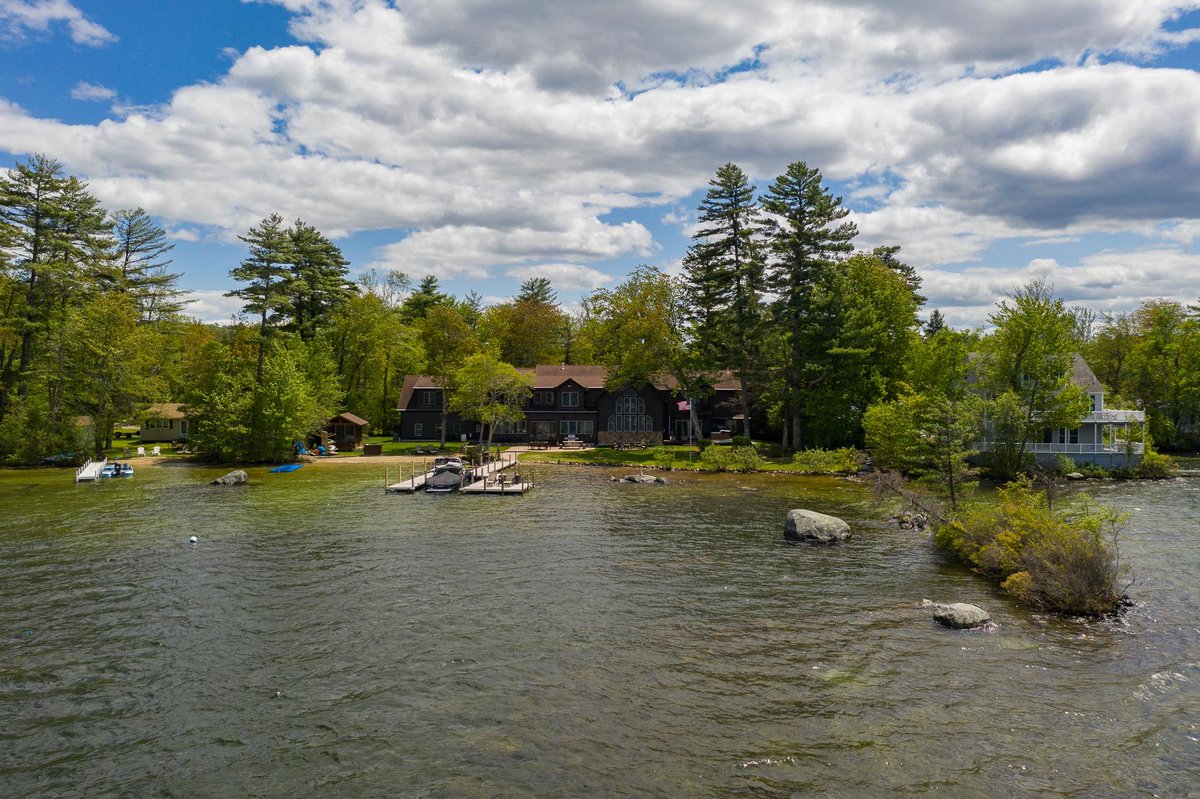 Brie Stephens- Lake Life Realty tweet media